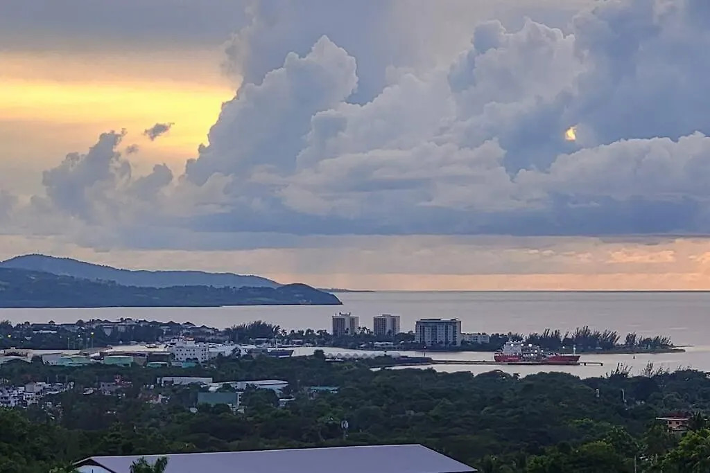 Victory Luxury Suites Montego Bay 0*,  Jamaica